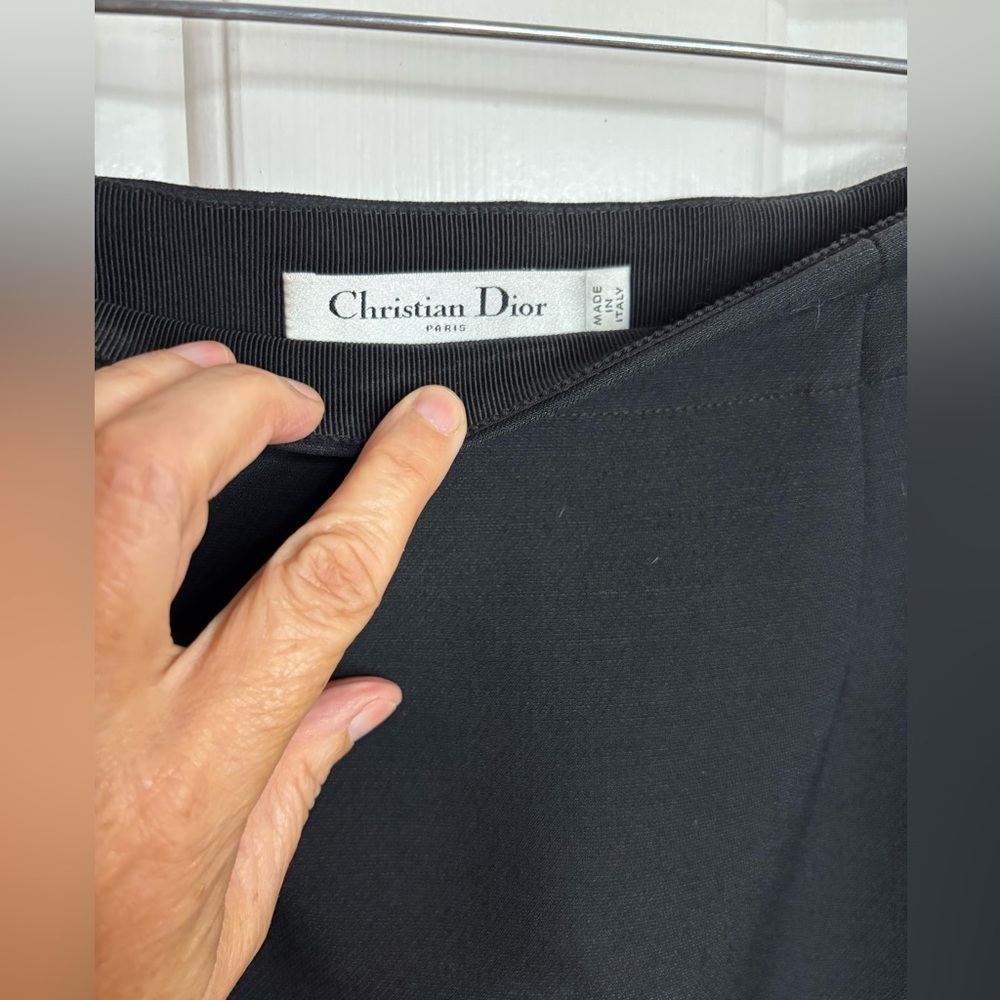 EUC Dior Classic Black A-Line Skirt with front vents size wool & silk 8 - Picture 8 of 9